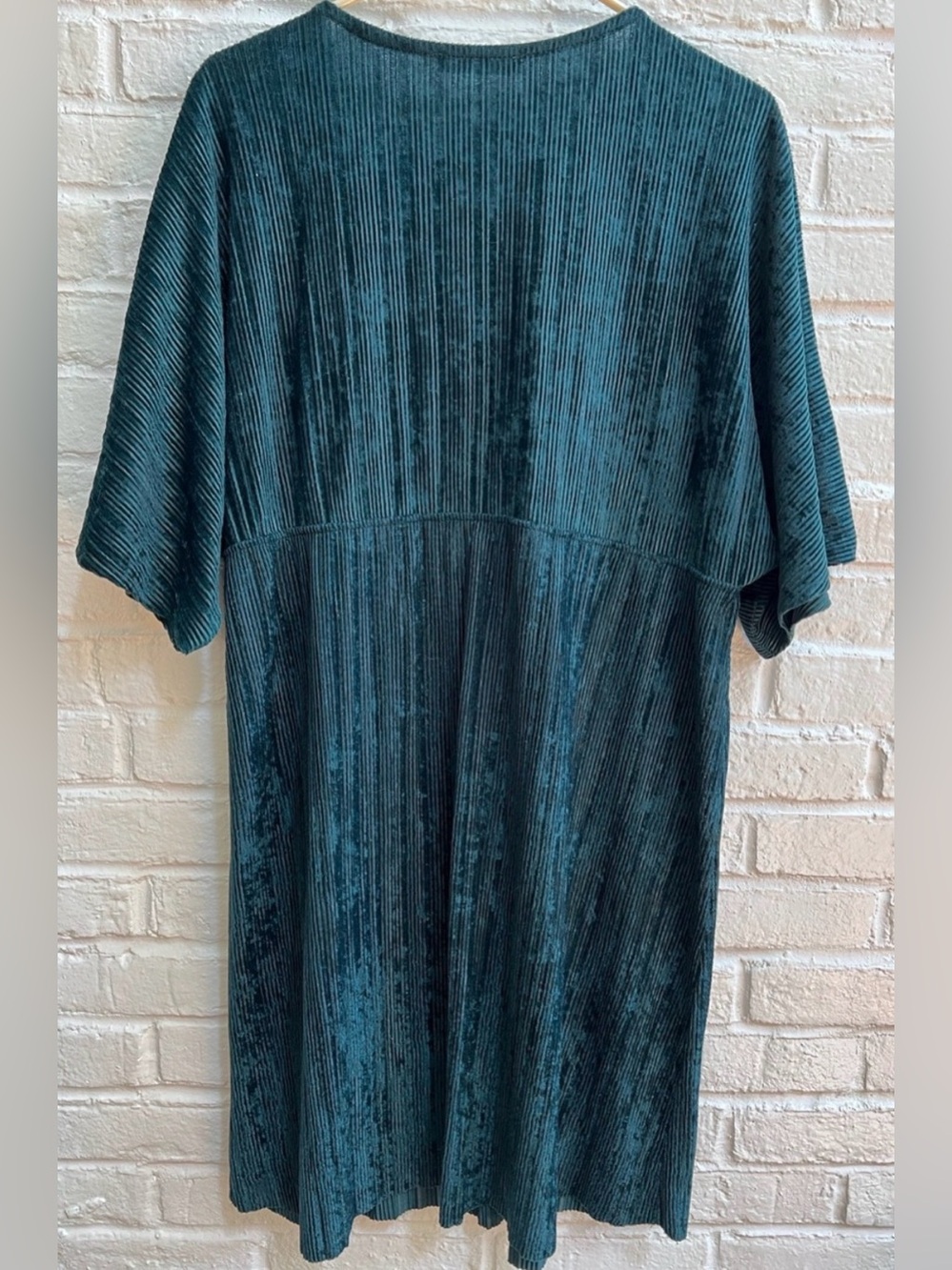 CES FEMME Emerald Green Velvet V neck Shortsleeve Mini Dress Kimono Minimalist - Picture 6 of 14